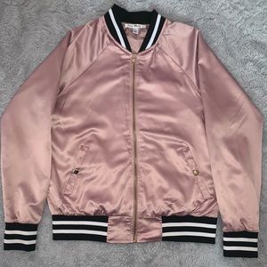 Cute Bomber jacket!!